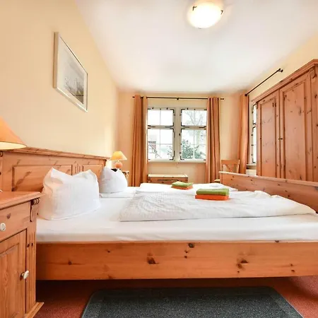 Ostseepark Captain's Haus 1 3 *