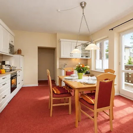 Ostseepark Captain's Haus 1 3 아파트 *